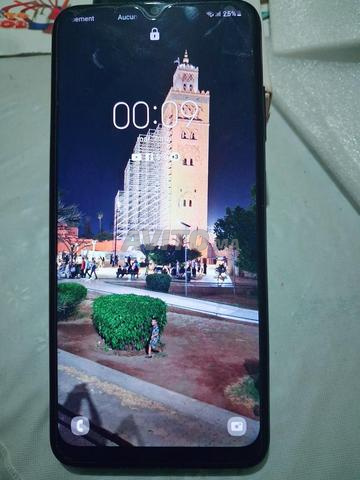 Samsung A03 très bon état