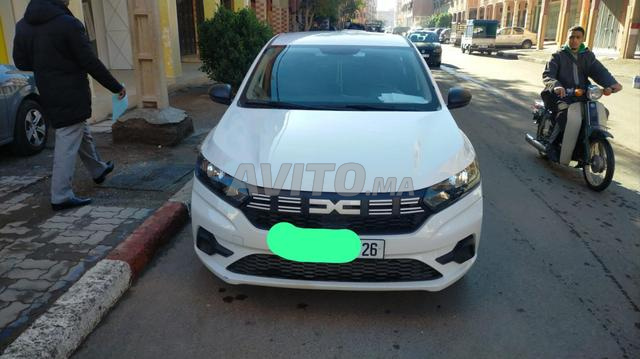 داسيا لوجان - 2