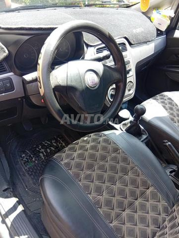 فيات بونتو بنزين موديل 2013 7 أحصنة للبيع - 2