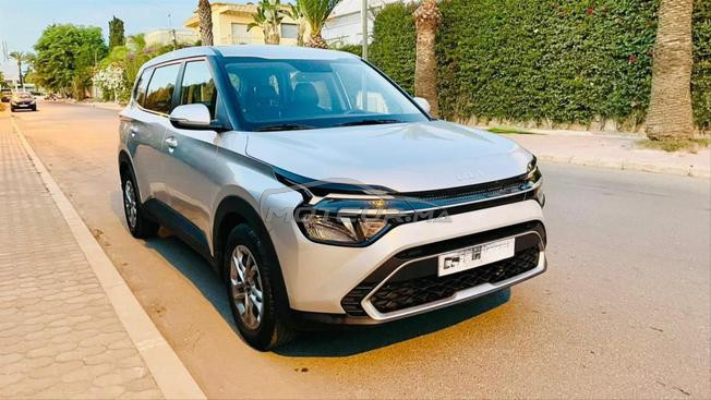 🚗 À vendre – Kia Carens 2023 (comme neuve)