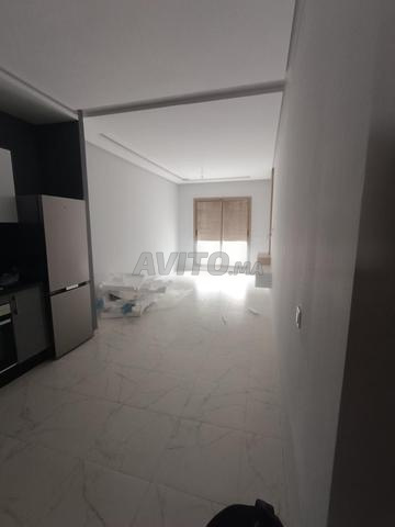 استوديو فارغ بمطبخ مجهز للإيجار في روش نوار - 2