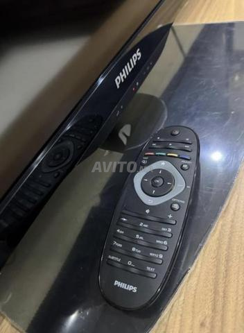 تلفزيون فيليبس LED 102 سم 40 بوصة - 2