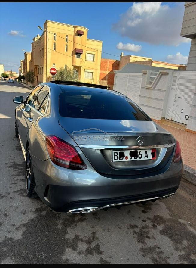 Mercedes-Benz 220 Diesel Automatique 2020 à Saidia