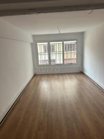 Local commercial à vendre opportunité rare - 2