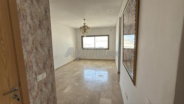 Appartement à louer (caution 20 millions, loyer 2000 dirhams) - 2
