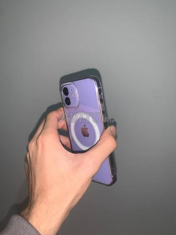 iPhone 12 officiel 64 Go batterie 73%