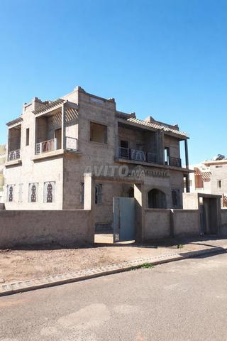 À saisir, villa semi-finie 425m², prix choc
