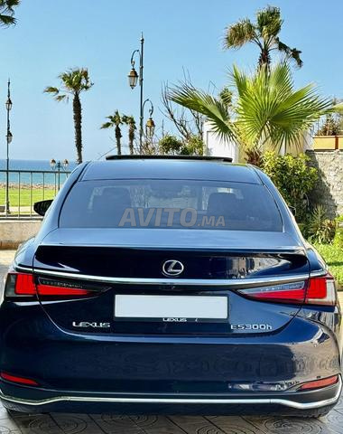 لكزس ES 300h هايبرد أوتوماتيك 2021 في الرباط - 2