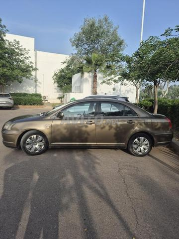 تويوتا أفينسيس - 2