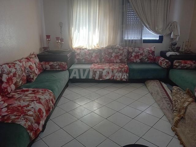 Salon à vendre avec 2 coins . 2m30 . 2m75 2m75 larg 80cm - 2