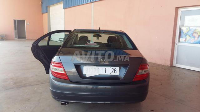 Mercedes 220 à vendre