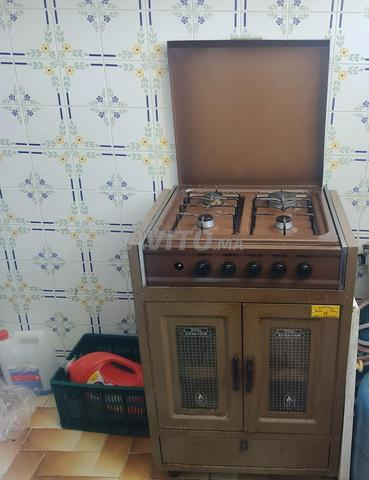 موقد وغسالة