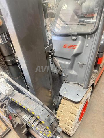 Chariot élévateur électrique Linde E25 2500kg