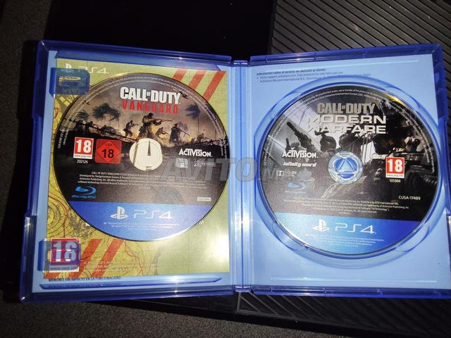 2 jeux PS4 Call of Duty / Hogwarts Legacy - 2