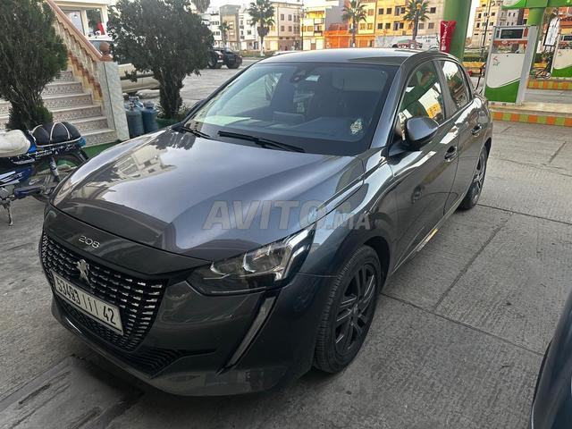 Peugeot 208 Diesel Manuelle 2021 à Casablanca