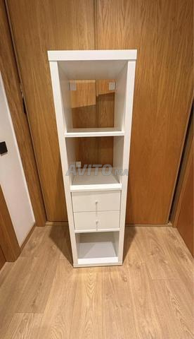 أثاث كالاكس من ايكيا مع درجَيْن