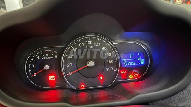 هيونداي i10 بنزين أوتوماتيك 2012 في تطوان - 2