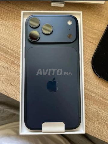 iPhone 17 Pro Max excellent état