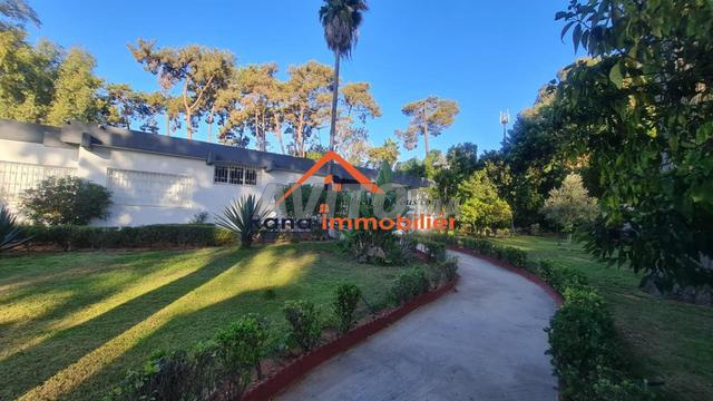 فيلا للإيجار في السويسي - 2