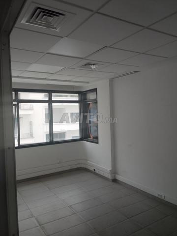 مكتب جديد مقسم مكيف 50 متر مربع - 2