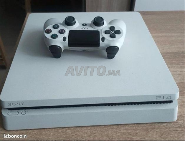 PS4 Slim 500Go avec jeux de ton choix - 2