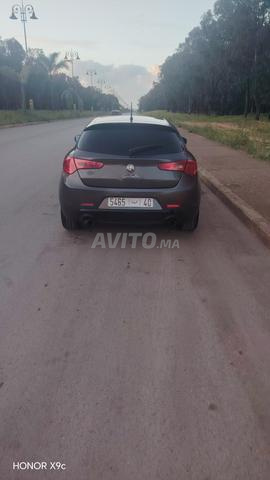 ألفا روميو جوليا ديزل يدوية 2013 - 2