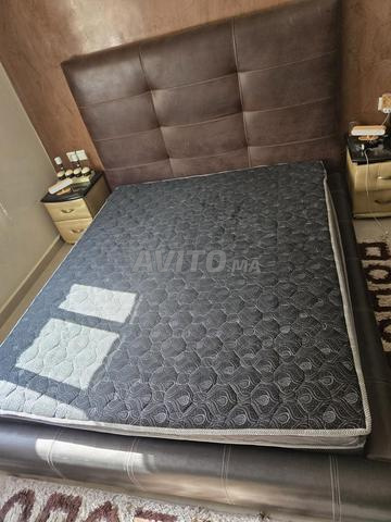 Lit cuir marron 160cm