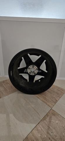 بيع قطع غيار السيارات - 2