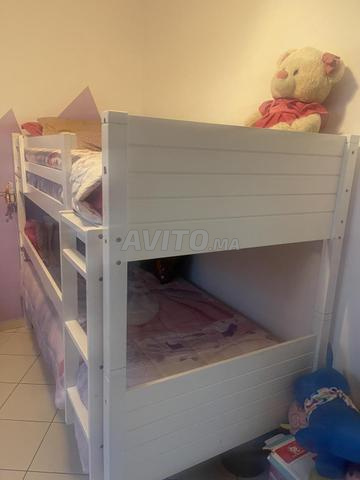 Lit superposé en bois massif sans matelas