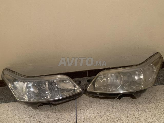 مصابيح أمامية سيتروين سي 4 - 2
