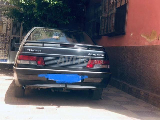 Peugeot 405 Essence Manuelle 1990 à Meknès