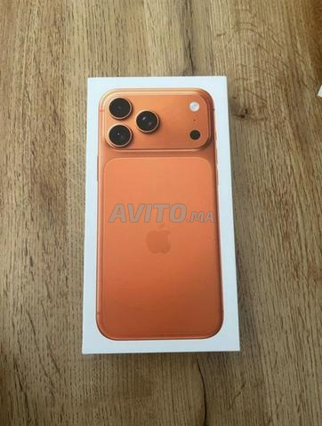 📱 iPhone 17 Pro Max – 256 Go – Orange Cosmique
