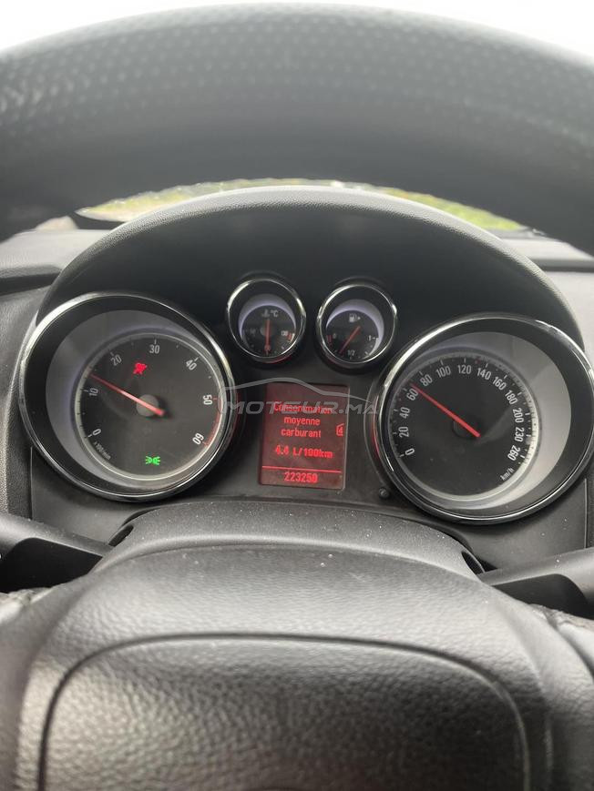 Opel Astra Diesel Manuelle 2011 à Tanger