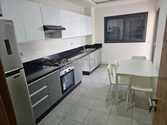 شقة فسيحة فارغة - 2