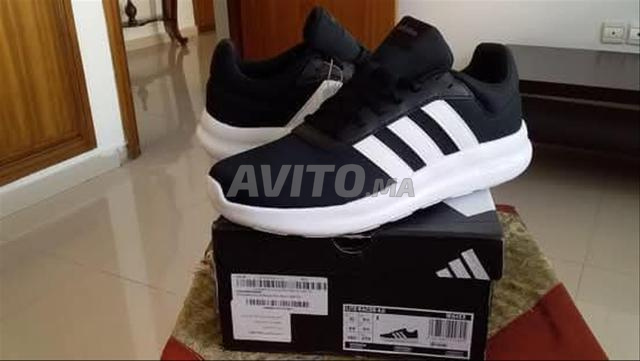 Espadrille Adidas originale neuve pointure 44