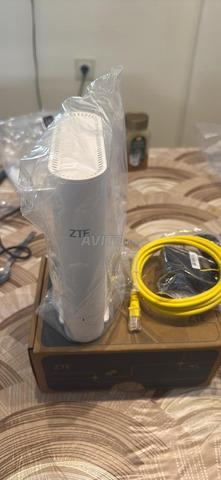 Point d'accès sans fil ZTE 5G/2.4G 3000 Mbps Neuf