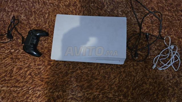 PS5 avec lecteur CD et compte GTA5 et FC25 - 2