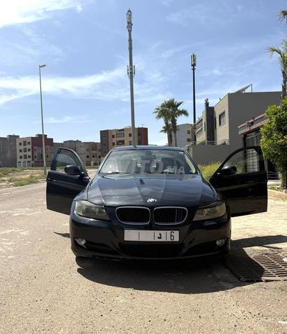 BMW الفئة الثالثة E90 بحالة جيدة - 2