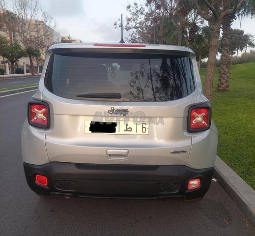 جيب رينيجيد ديزل أوتوماتيك 2022 في الرباط - 2