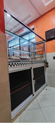 عربة وواجهة عرض - 2