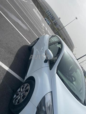 Clio 4 modèle 2019, que Dieu la bénisse pour ceux qui veulent acheter des marchandises - 2