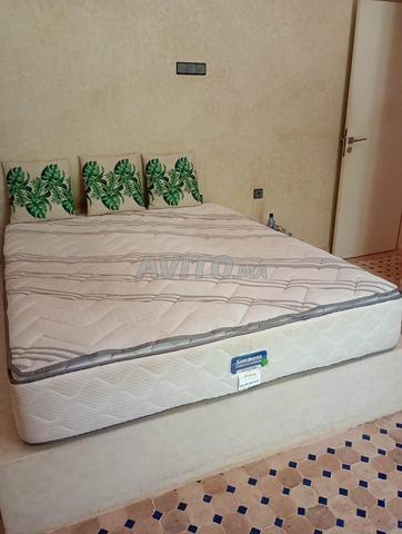 مرتبة سيمونز راحة ظهرية بمقاس 160