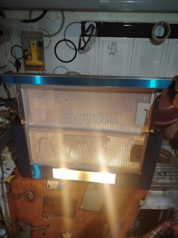 Hotte murale pour la cuisine - 2