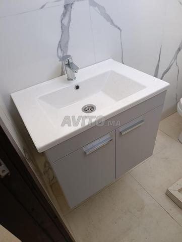 خزانة حمام MDF مع مغسلة (67*46 سم).