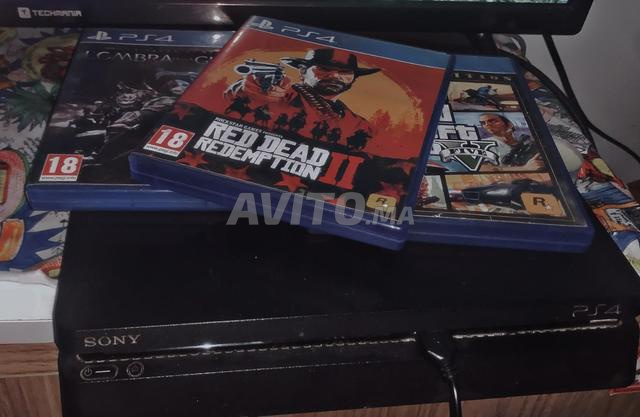 Ps4 Slim Online (Prix Négociable) - 2