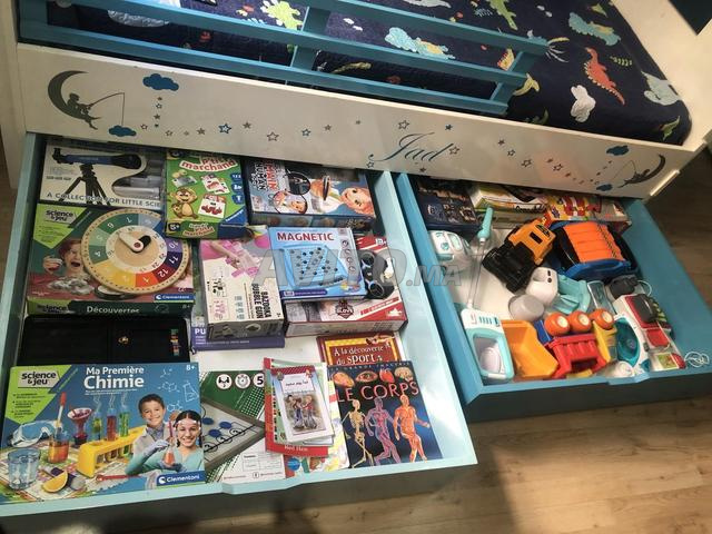 سرير بيت للأطفال