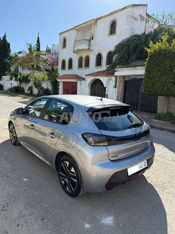 Peugeot 208 Style - 2