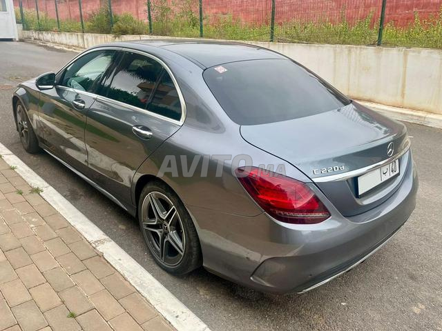 مرسيدس بنز سي كلاس C220d AMG Line 2019 - 2