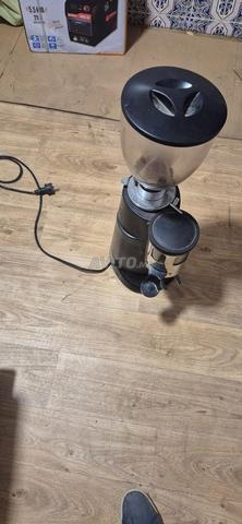 آلة قهوة احترافية - 2