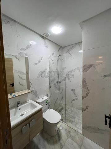 شقة فاخرة للكراء ب 4500 درهم - 2